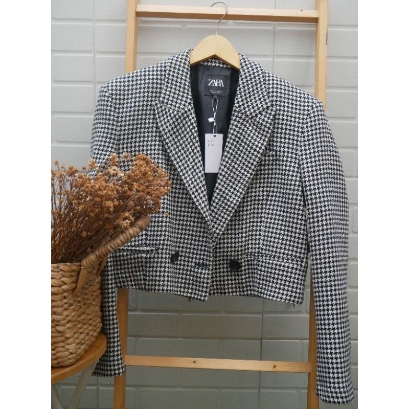 zara tweed blazer