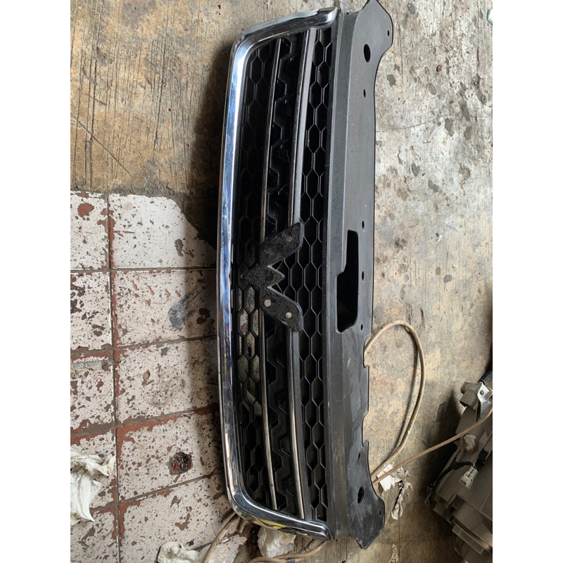 grill wuling confero s