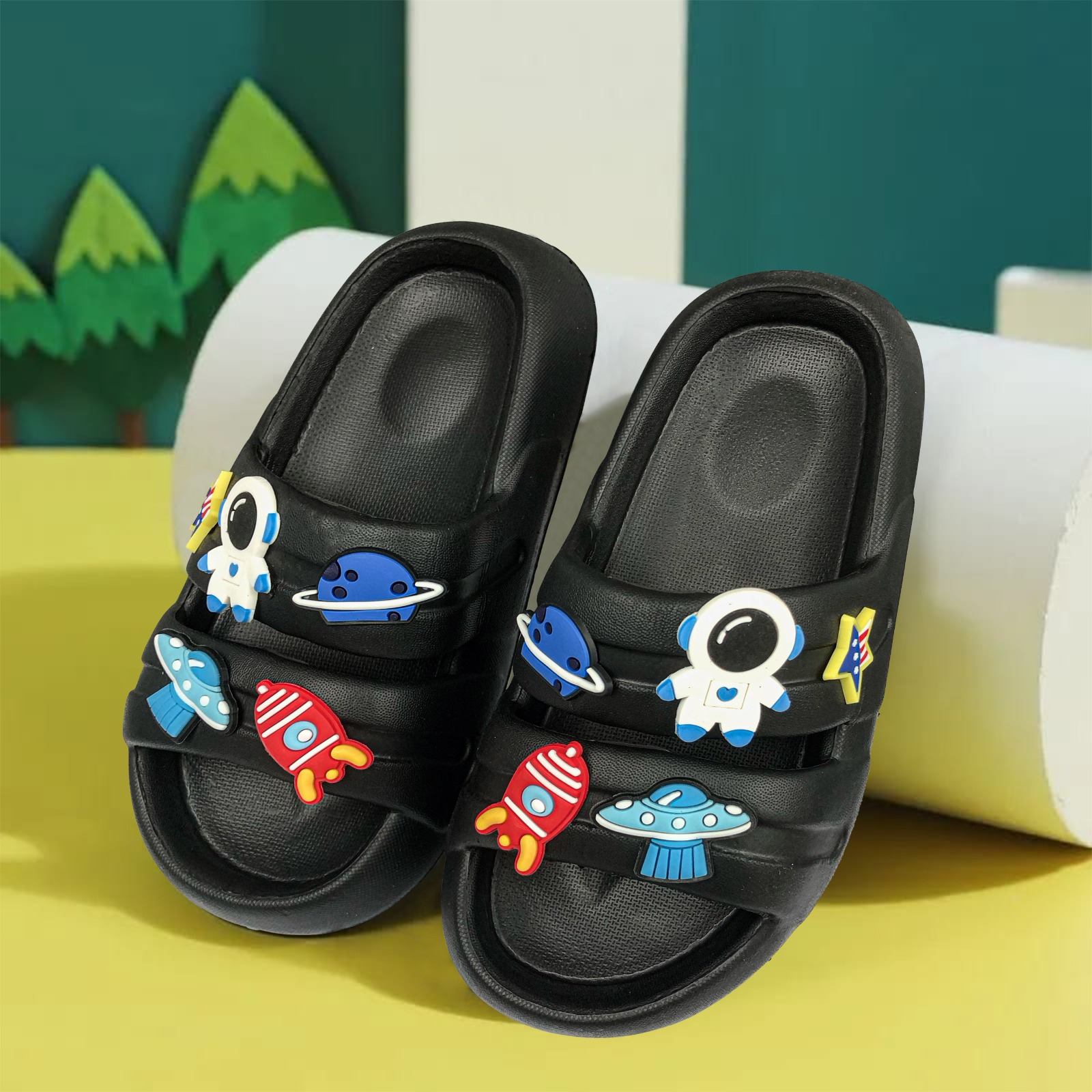 Sandal Astronot Ban 2 Anak Tanggung Sendal Slip On Lucu Bahan Import EVA Anti Slip - 245 30/35