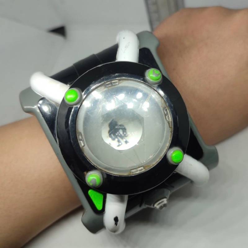 Mainan Ben 10 Omnitrix Deluxe 100 Phrases Original Playmate Mainan Ben Ten 100 Kata