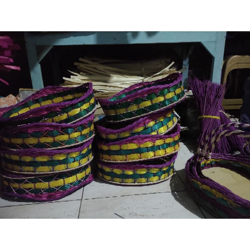 

TempatBuahparcelbambu