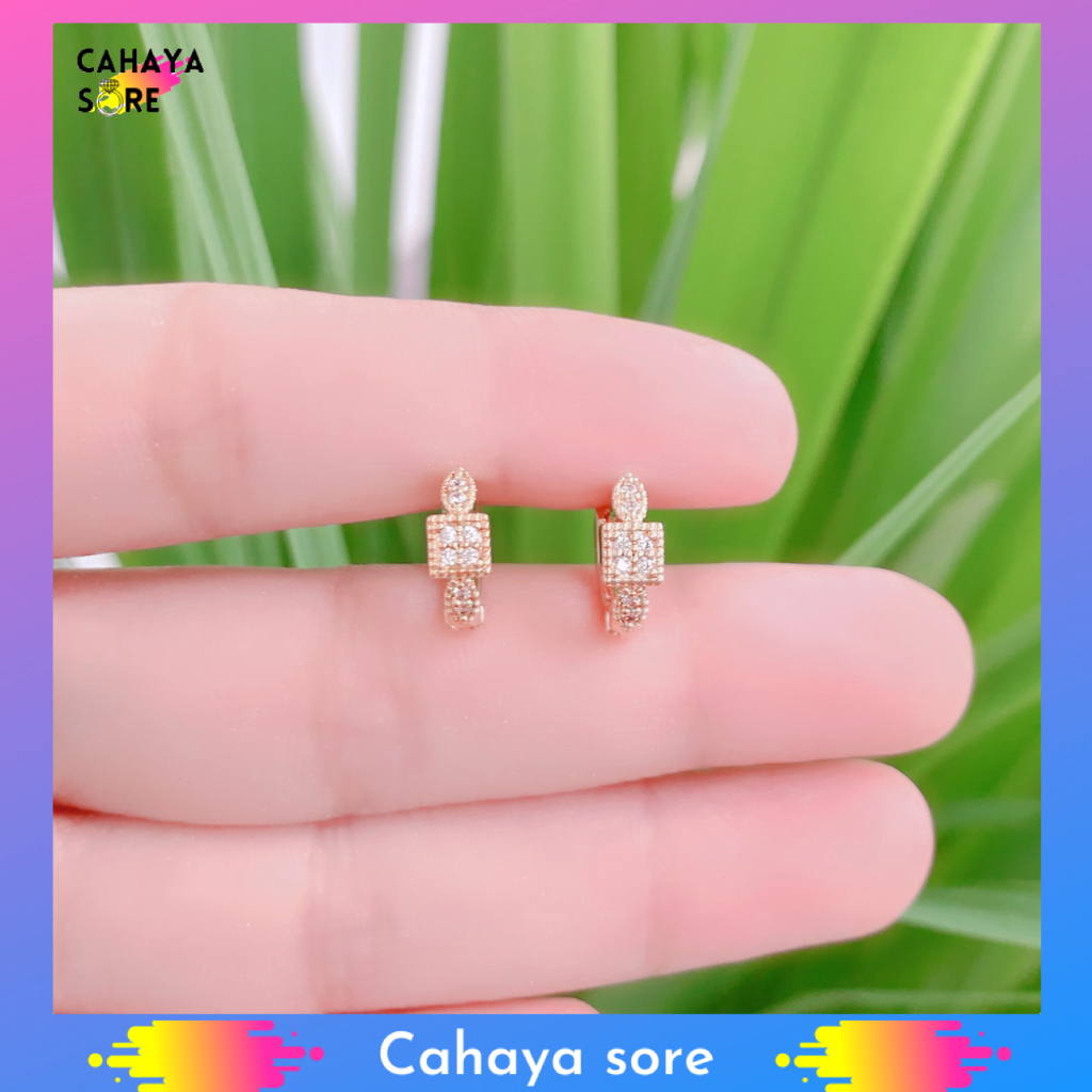 Anting Xuping Gold Anting Anak Model Clip Permata Kotak AA15