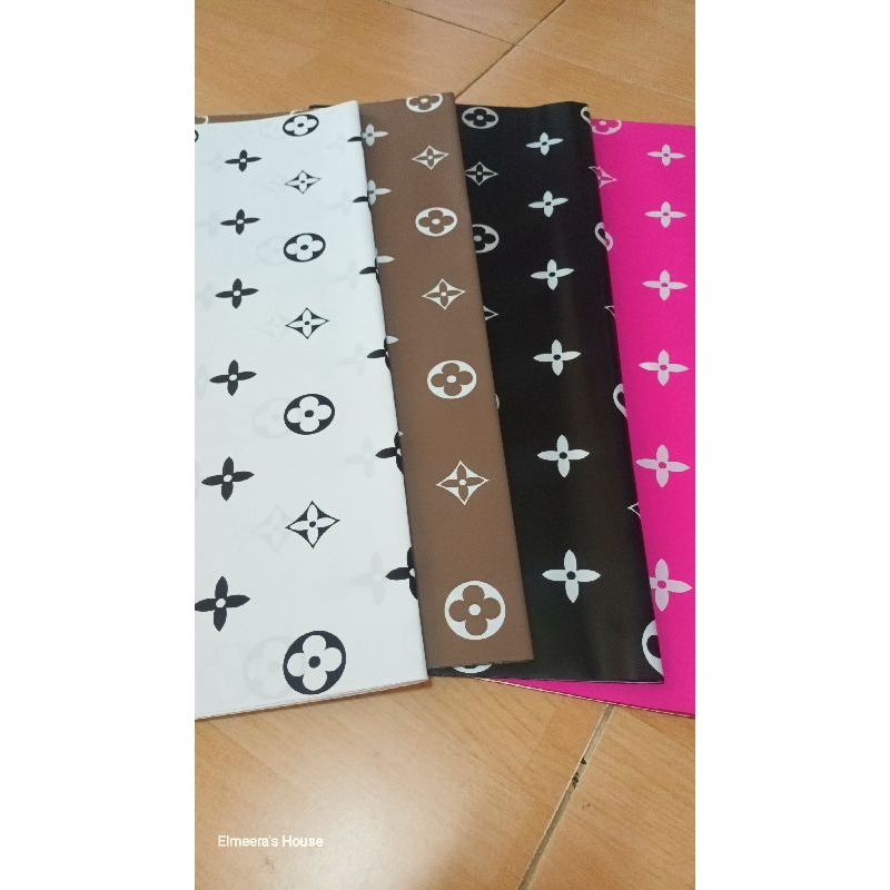 Kertas Cellophane/ Kertas Buket Motif LV
