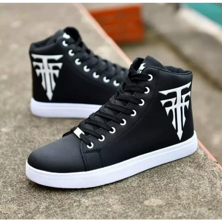 Sepatu Pria Sneaker Hitam Sepatu Pria Boots T