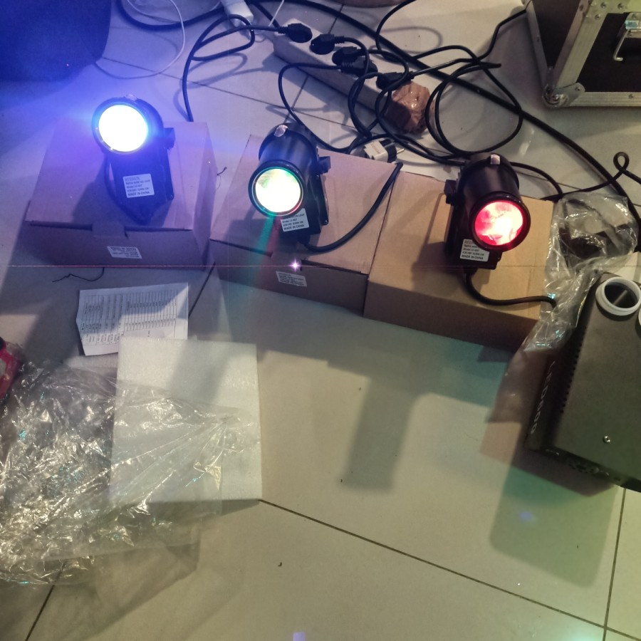 lampu sorot RGB spotLight 10 Watt