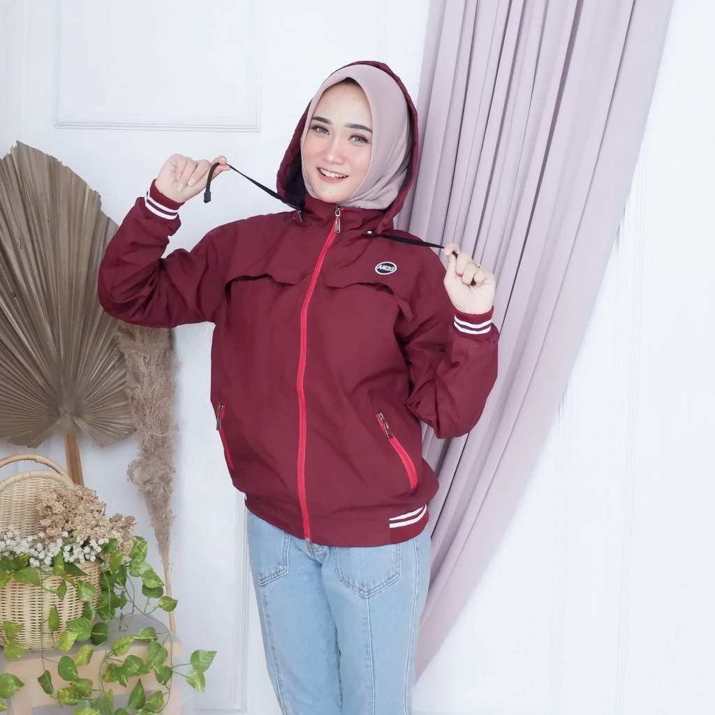 Justrue Jaket Wanita Polos Marun