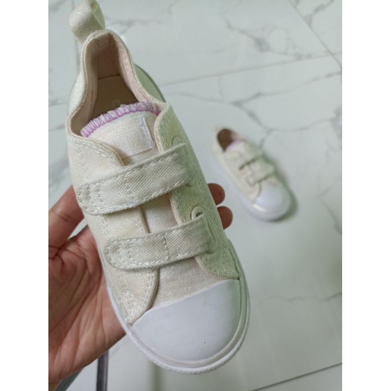 sepatu seken anak