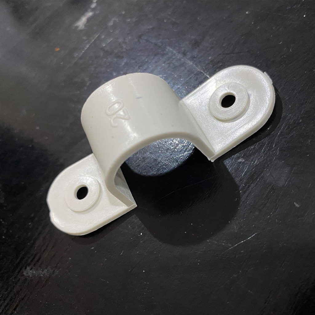 Klem pipa conduit 20mm Klem Pipa Listrik 20 mm klem PVC conduit konduit Polos Putih