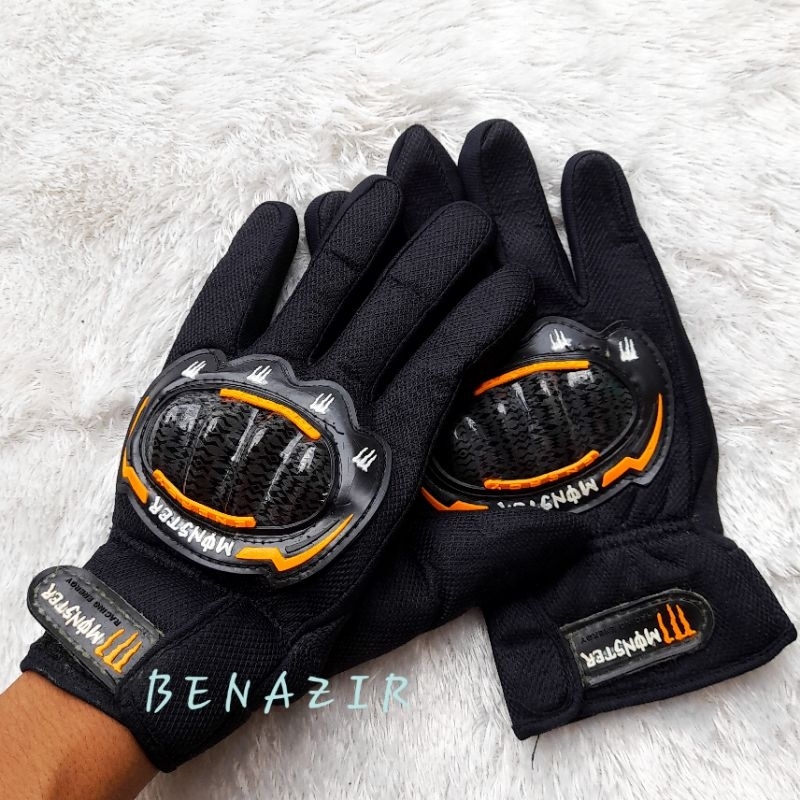 Lusinan Batok Monster Full Jari