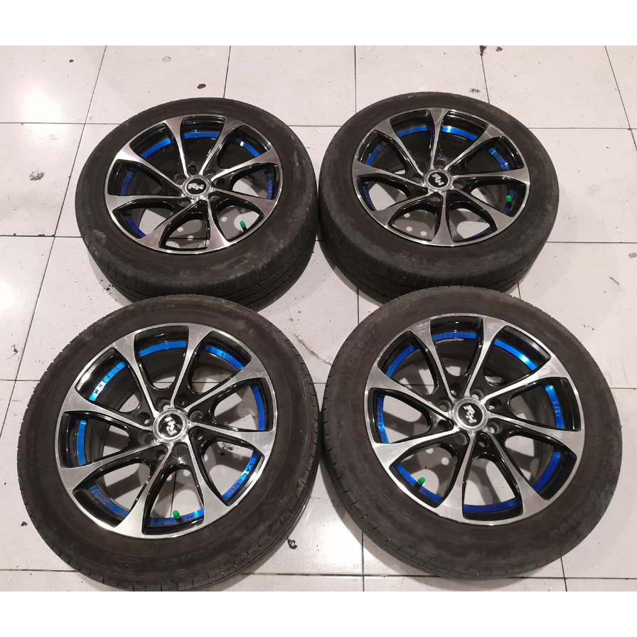 Velg Mobil Bekas Ring 15 Buat Mobil Brio Ayla Agya Calya Sigra Sirion Etios Datsun