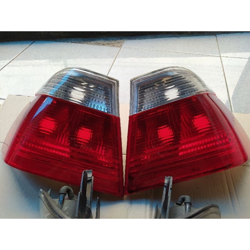 lampu belakang bmw e46 pre facelift