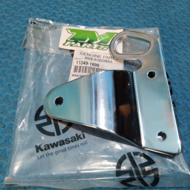 breket bracket kanan kiri kupingan kuping lampu bulat ninja r ss original Kawasaki