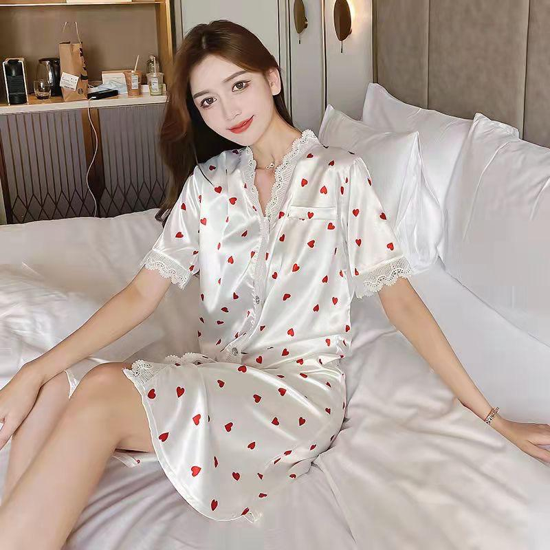 004 Luxury Piyama Satin Daster Kerah Bunga Kancing Hidup Diamond Bahan Satin High Quality Piyama Import/ Baju Tidur Import / Baju Tidur Murah / Piyama Daster / Baju Tidur Daster / Piyama wanita /piyama satin