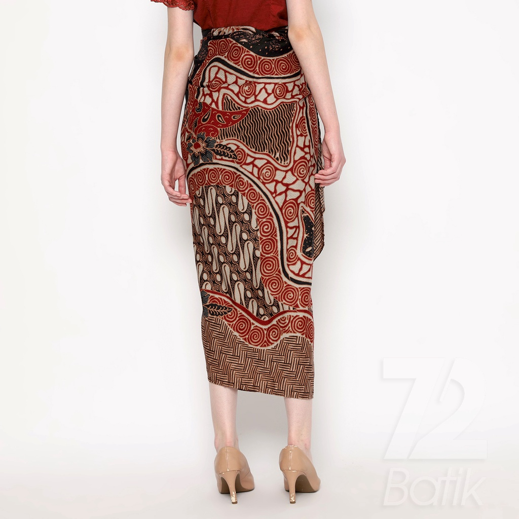 ROK BATIK SPAN Aurora Skirt Lilit Kebaya Instan Modern Wanita Motif Parang Roll Warna Merah Hitam 723197 Cap 72 - Rok Batik Lilit Bawahan Skirt Kamen Kebaya Songket Batik Panjang Plisket Span Instan Jadi Bali Lembaran Premium Modern Untuk Wanita Kondangan