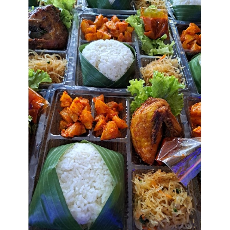 

NASI BOX AYAM BAKAR/GORENG
