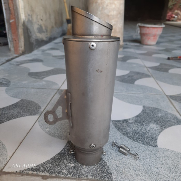 {Bekas} slincer knalpot proliner tr1 r short original Diskon