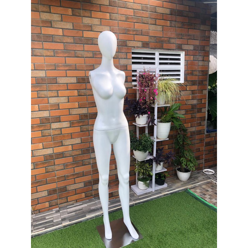 manekin baju