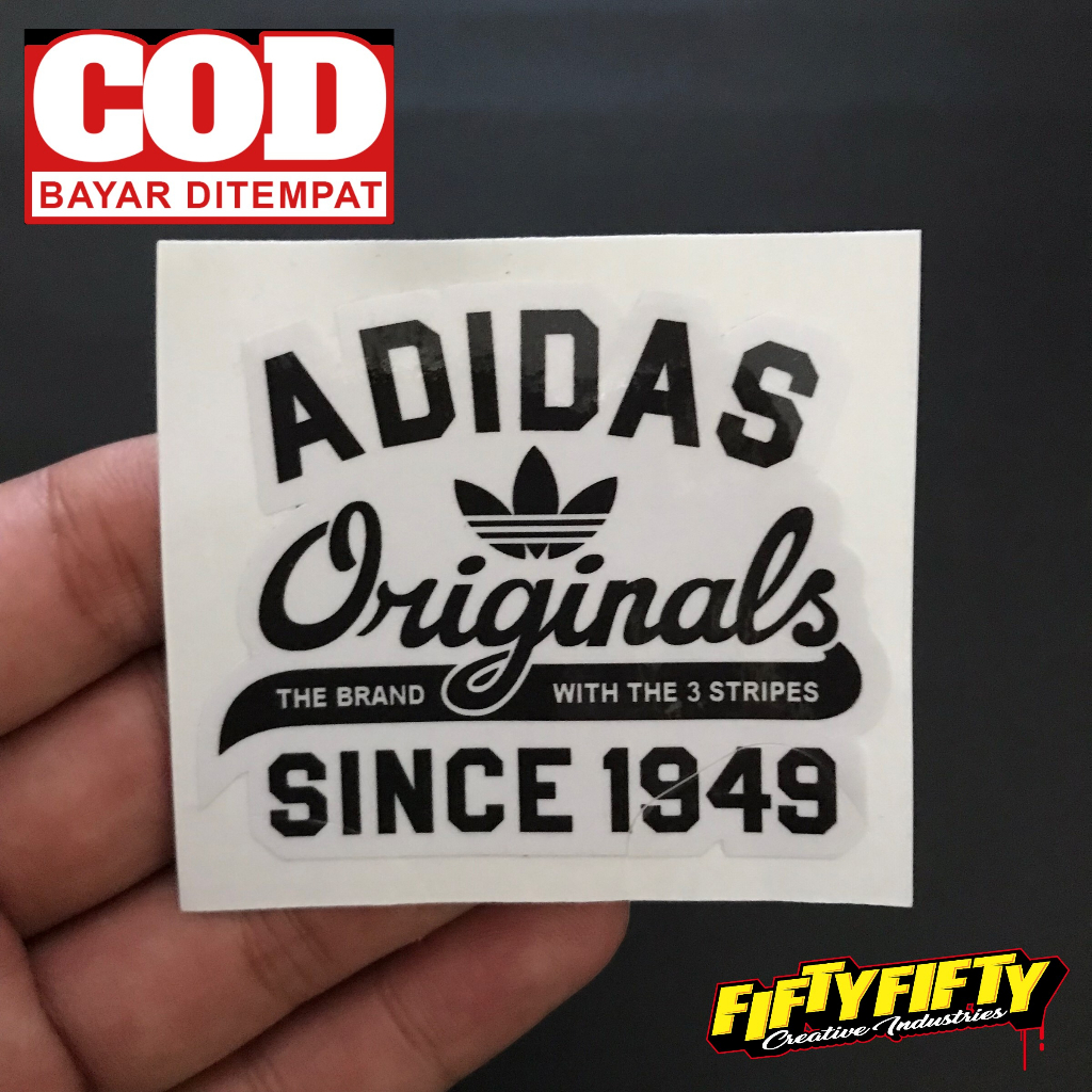 img Stiker Print Cut ADIDAS Model 2 Stiker Printing Laminasi Glossy Stiker Motor Mobil Helm Sudah Membentuk Pola Desain