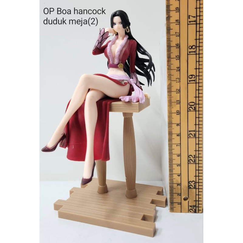 action figure one piece boa hancock duduk