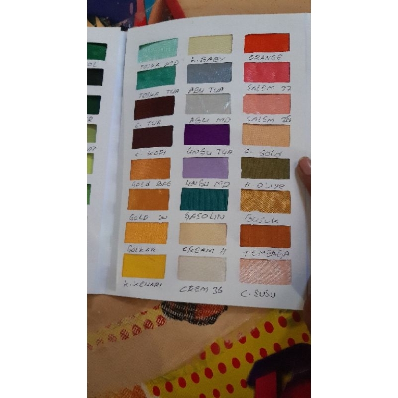 kain dekorasi kiloan