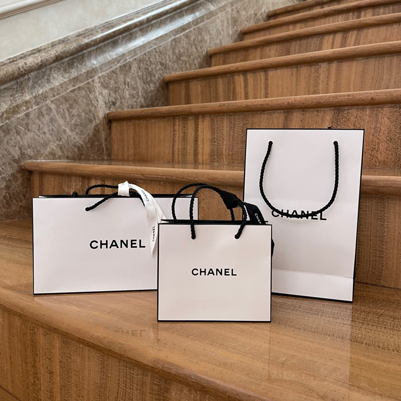 CHANEL PAPER BAG CLASSIC LIMITED EDITION SPECIAL PACKAGING ORIGINAL FROM COUNTER — TAS MAKEUP KERTAS