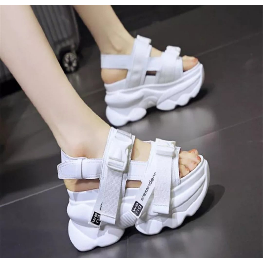 DCAL SANDAL TALI WANITA AP18