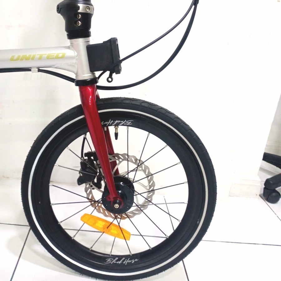 Sepeda Lipat United 16 Inch Black Horse X Silver Red Folding Bike Cycling