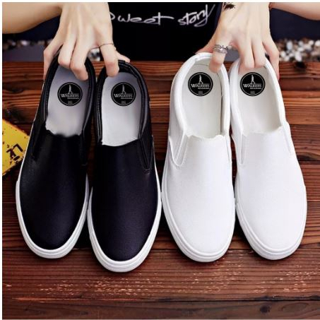 BAYAR DI TEMPAT !! Sepatu Walkers Slipon - Slip On Voltaire BW - Sepatu Slop Pria Wanita TERLARIS