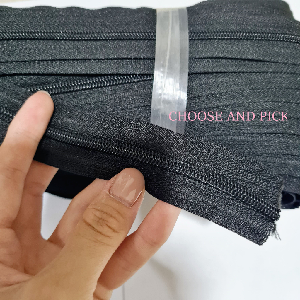 Daun Resleting Roll No.5 Isi 100yard Hitam / Resleting Roll Zipper Roll Gigi Halus No.5 / Seleting