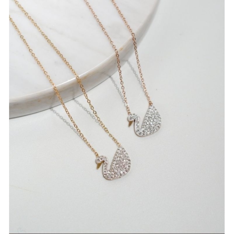 Avareska - Maya Swan Necklace