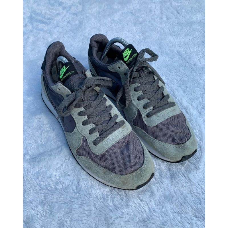 Nike Internationalist