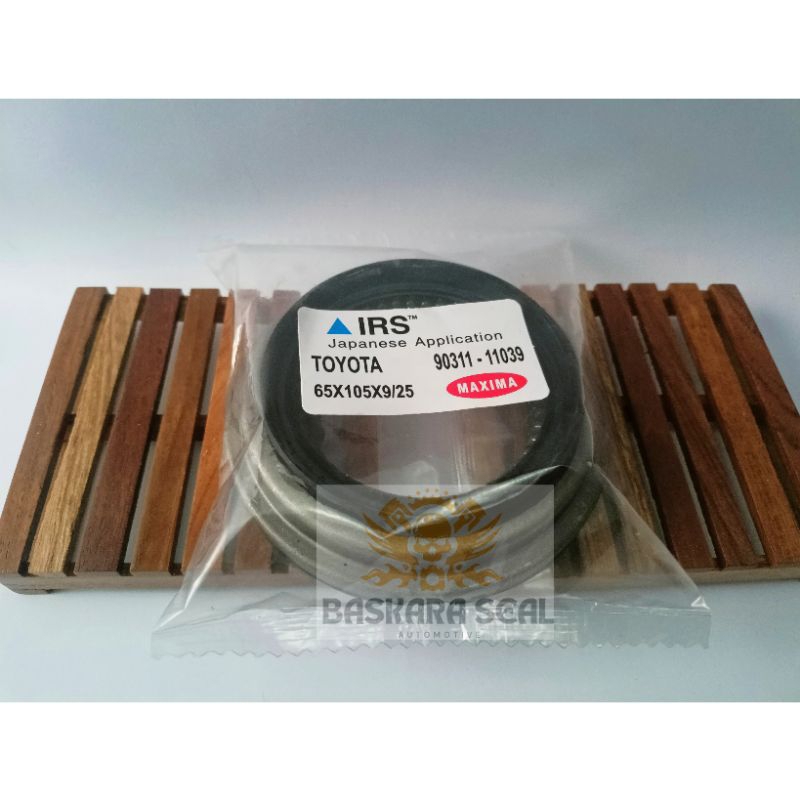 oil seal pinion gardan dyna 125 130ht hino dutro