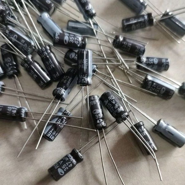 47uf 35v taiwan isi 50pcs perbungkus