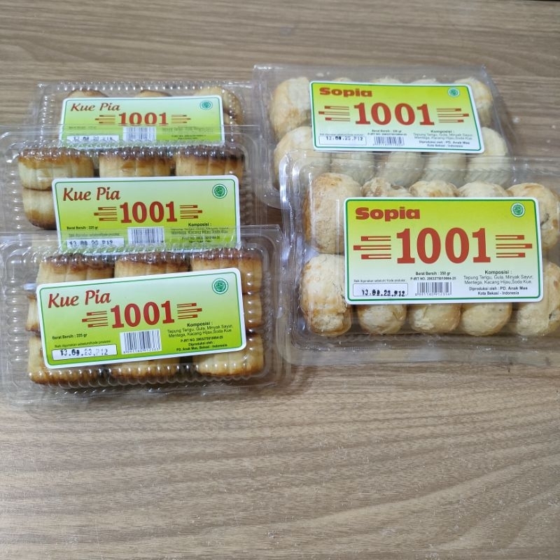 

KUE PIA & SOPIA ISI KACANG HIJAU KUPAS 350gr PUTRA TUNGGAL SNACK