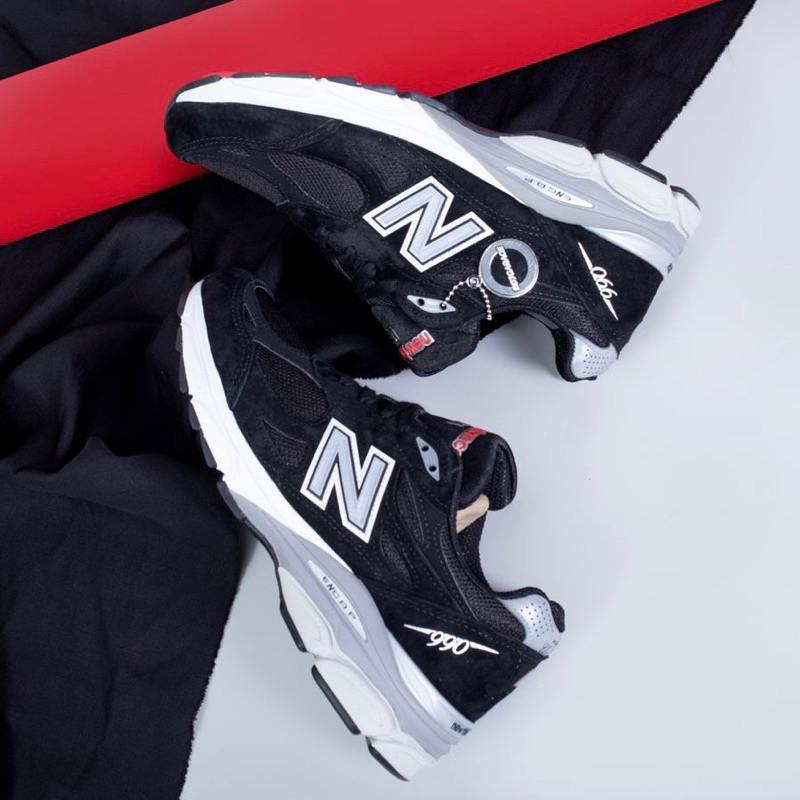 New Balance 990 V3 Black White