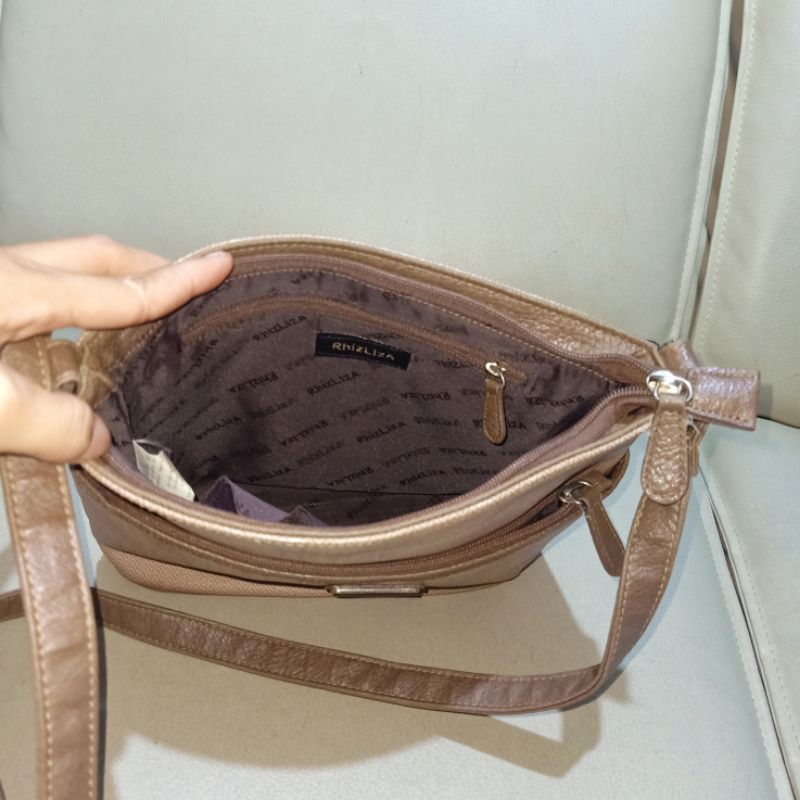 RhizLiza Sling Bag