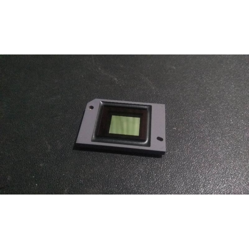 DMD proyektor 1076 bening bebas bintik