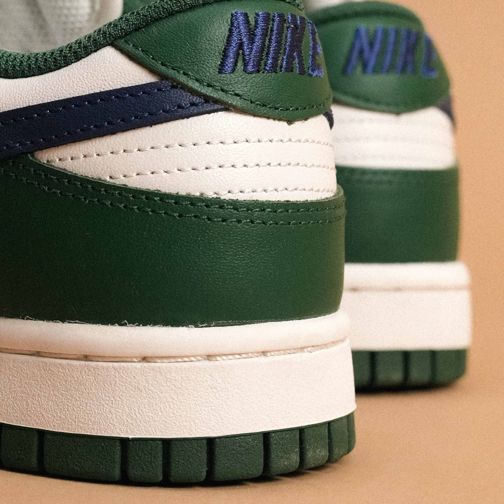 Dunk Low Gorge Green Womens