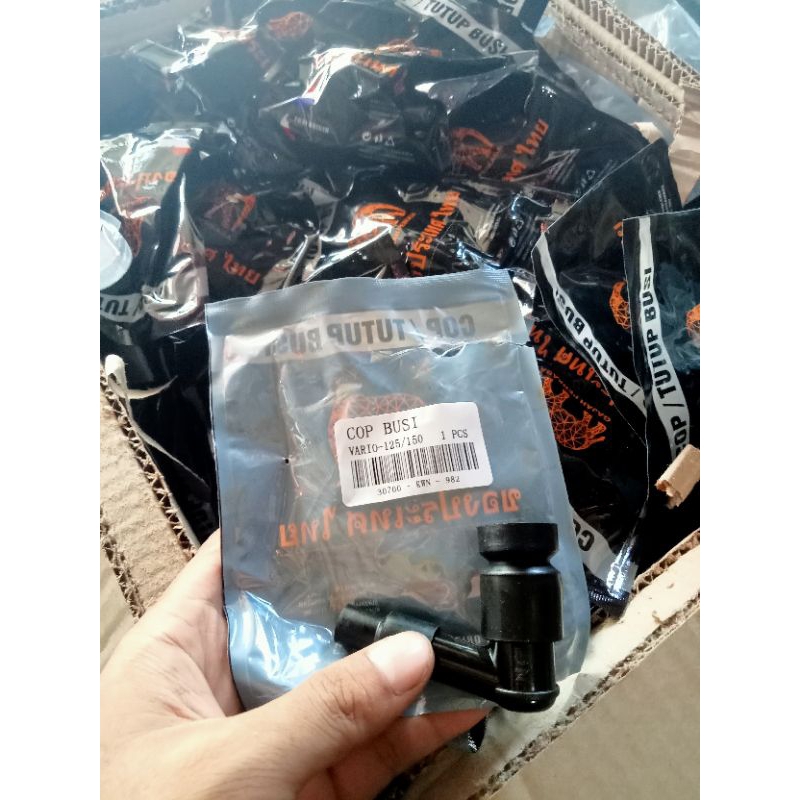 CANGKLONG BUSI /COP BUSI /TUTUP BUSI VARIO