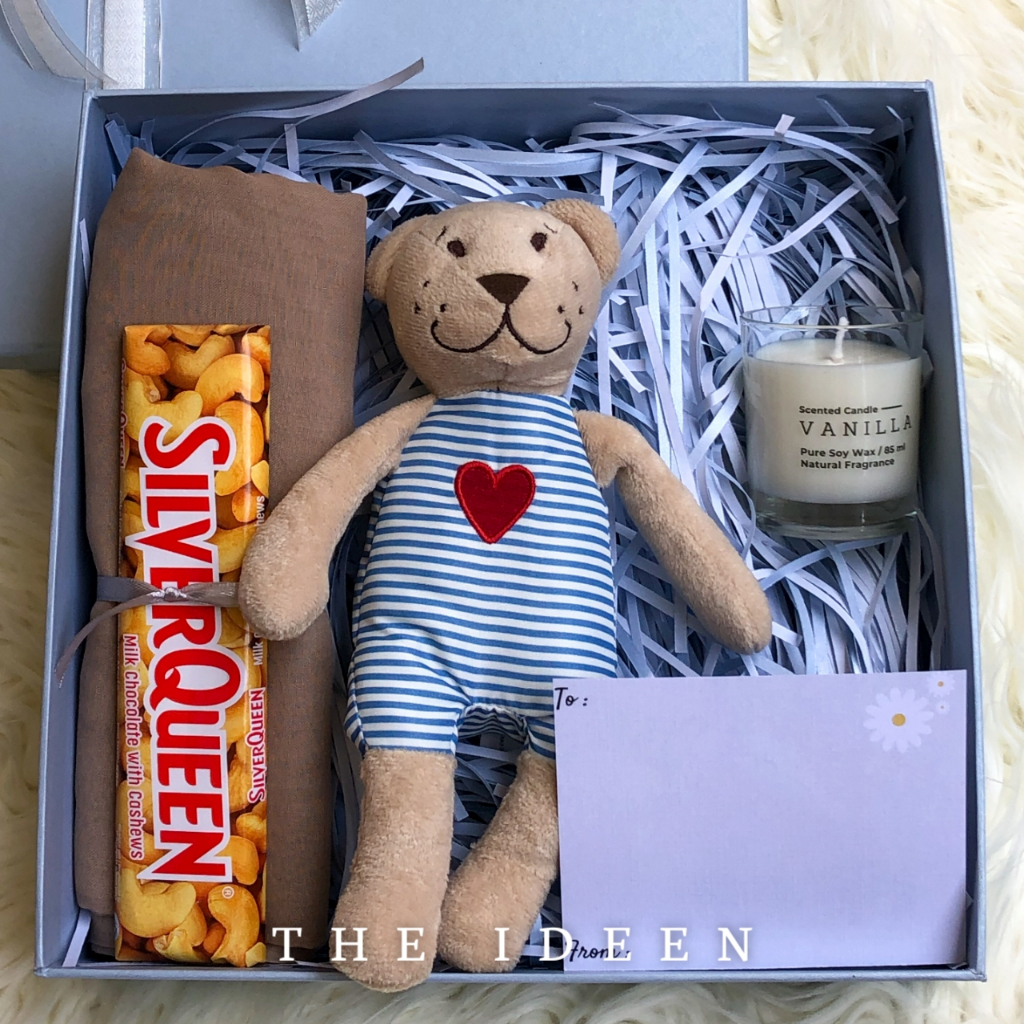 THE IDEEN - 006- 05 | HAMPERS BABY BLUE CEWEK HIJAB SEGIEMPAT BABY BEAR DOLL FREE KARTU UCAPAN | GIFT SET HARD BOX PREMIUM | KADO HARI GURU WISUDA GRADUATION ANNIVERSARY PERNIKAHAN ULANG TAHUN | BINGKISAN PARSEL SOUVENIR HADIAH WEDDING LEBARAN IDUL ADHA