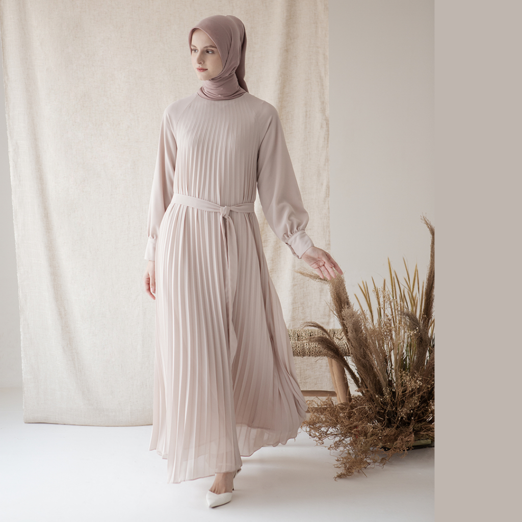 Keshvari by Aska Label - Gamis wanita plisket dress pleats cantik elegan lengan panjang dengan ikat pinggang