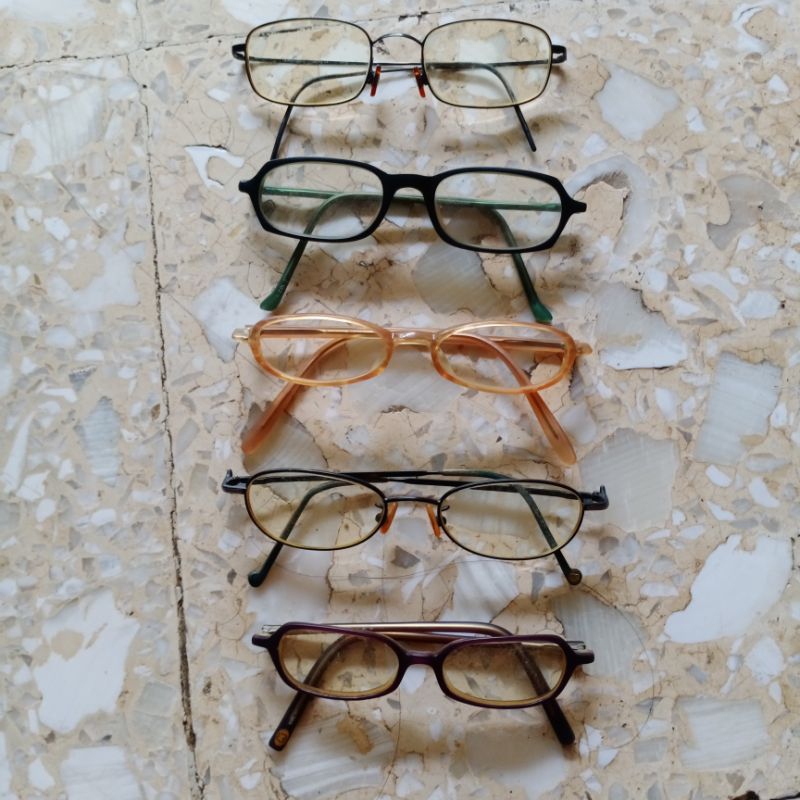 Kacamata optik