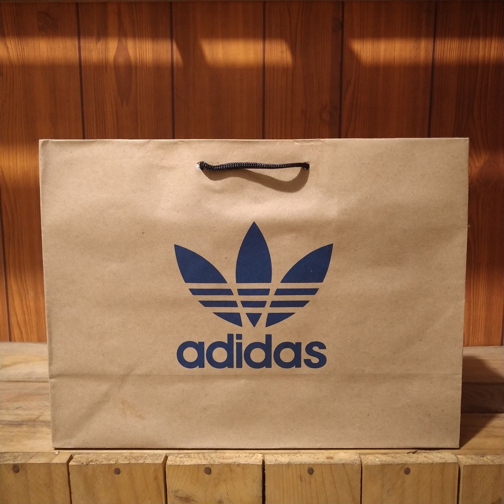 Papper Bag / Paper Bag / Tas Belanja / Kardus / Tempat Sepatu Adidas Brown