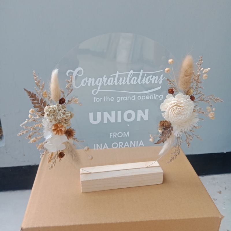 custom acrylic gift akrilik bunga kering kado wisuda ulang tahun pacar / teman pembukaan opening tok
