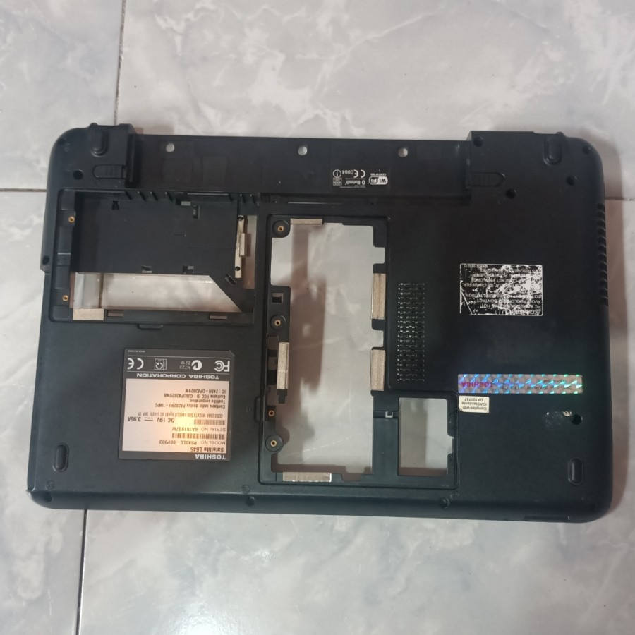 CASING BAWAH BOTTOM CASE TOSHIBA L645 L645D L640