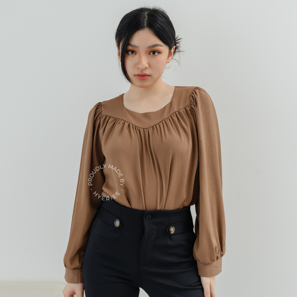 [HYERIES] Wonyoung top / Atasan casual wanita korea / puffy sleeve top / atasan lengan balon panjang / blouse wanita / puff sleeves top oneck / korean top / blouse kerja / atasan kantor / pakaian kasual wanita / korea blouse / oversized top jumbo big size