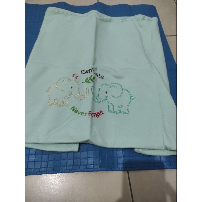 Preloved selimut libby double cotton  libby selimut topi kain bedong selimut topi bayi newborn