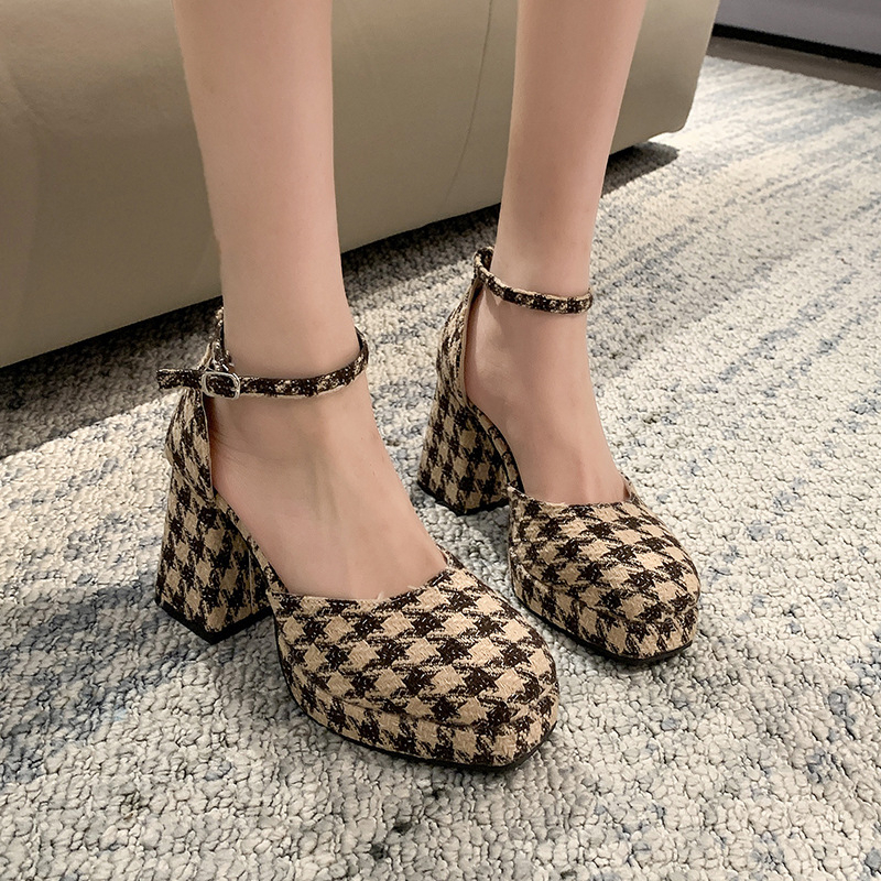 ✅PINKEY P243 Sepatu Hak Tinggi 9cm Musim Panas Baru Tebal Tumit Tahu Santai Gaya Korea fashion Sepatu Wanita