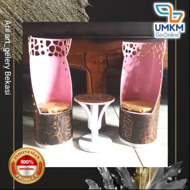 KURSI MAINAN RAJA DAN RATU