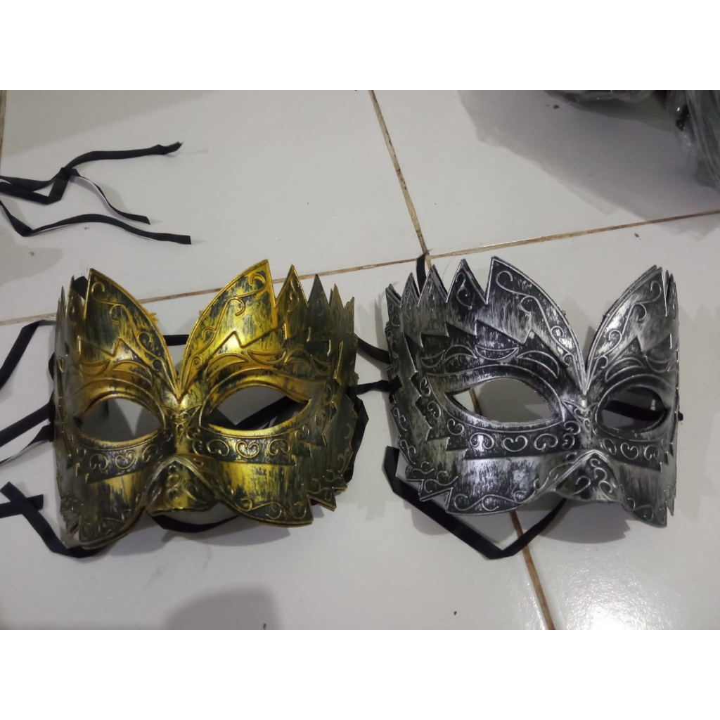 topeng carnival masquerede untuk pesta topeng motif daun